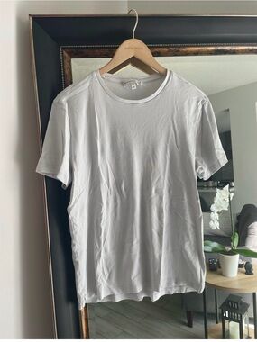 Banana Republic White Short Sleeve Crew Neck Tee